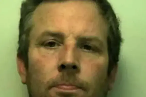 The United Arab Emirates extradited suspected cartel boss Daniel Kinahan to Ireland