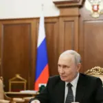 Vladimir Putin signed laws on the control of departed Russians and foreign companies