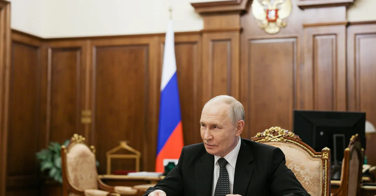 Vladimir Putin signed laws on the control of departed Russians and foreign companies
