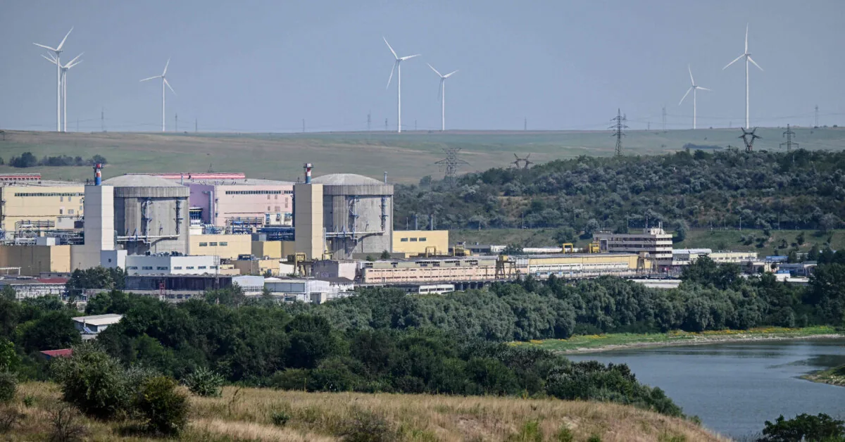 Romania stops the operation of its nuclear power plant