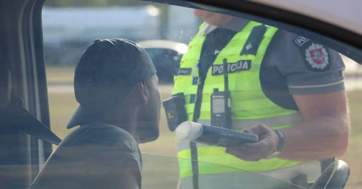 Drunken evening in Kaunas district – the daily record holder "blew" quite a bit