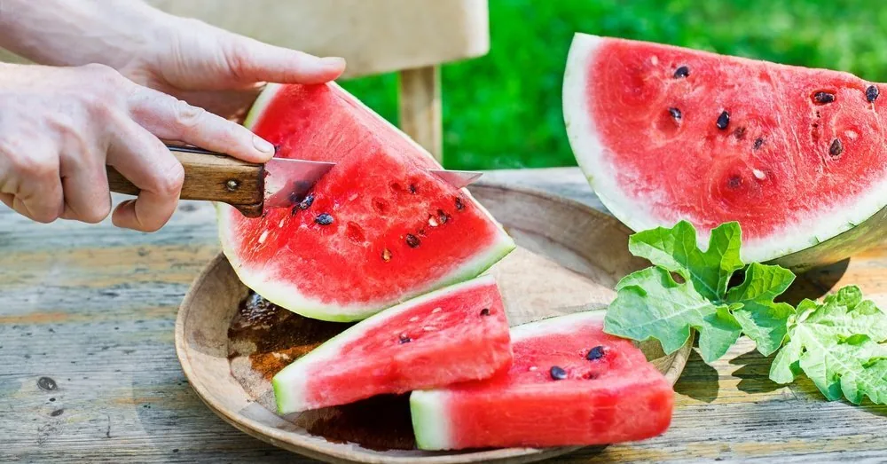 What happens to blood pressure when eating watermelon daily: one important substance