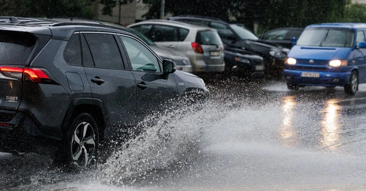 Vilnius awaits a severe storm, possibly even a natural disaster: services are already preparing