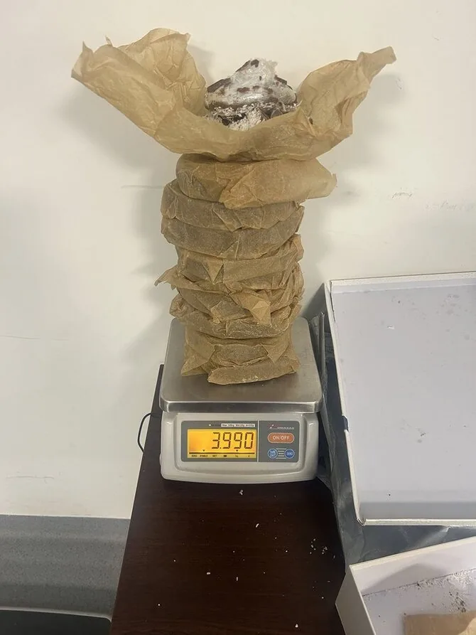 Customs Criminal Service/Cakes with cannabis