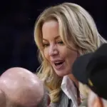 Family drama: long-time "Lakers" owners prepare for legal battle