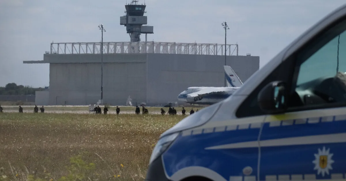 WSJ: US intelligence links drone at Leipzig airport to Russia