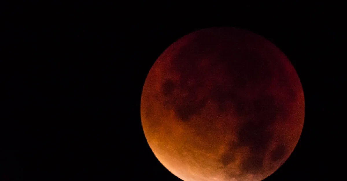 Partial Lunar Eclipse in the Lithuanian Sky: When and Where to Watch?