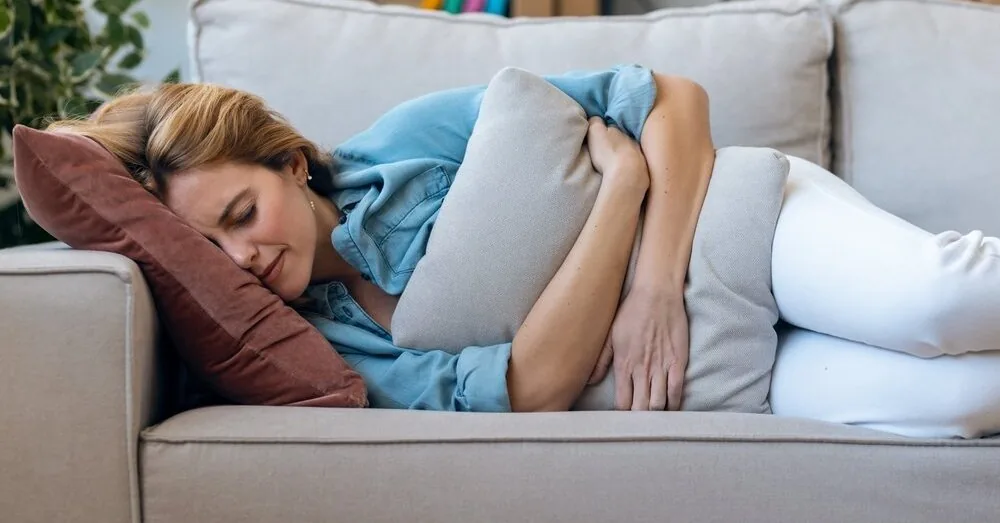 Stomach pain and nausea? 14 possible causes we rarely think about