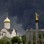 „Maskvoje ir Sankt Peterburge vaikščios meškos“: Ukrainos deputatas įvardijo silpniausią Rusijos vietą