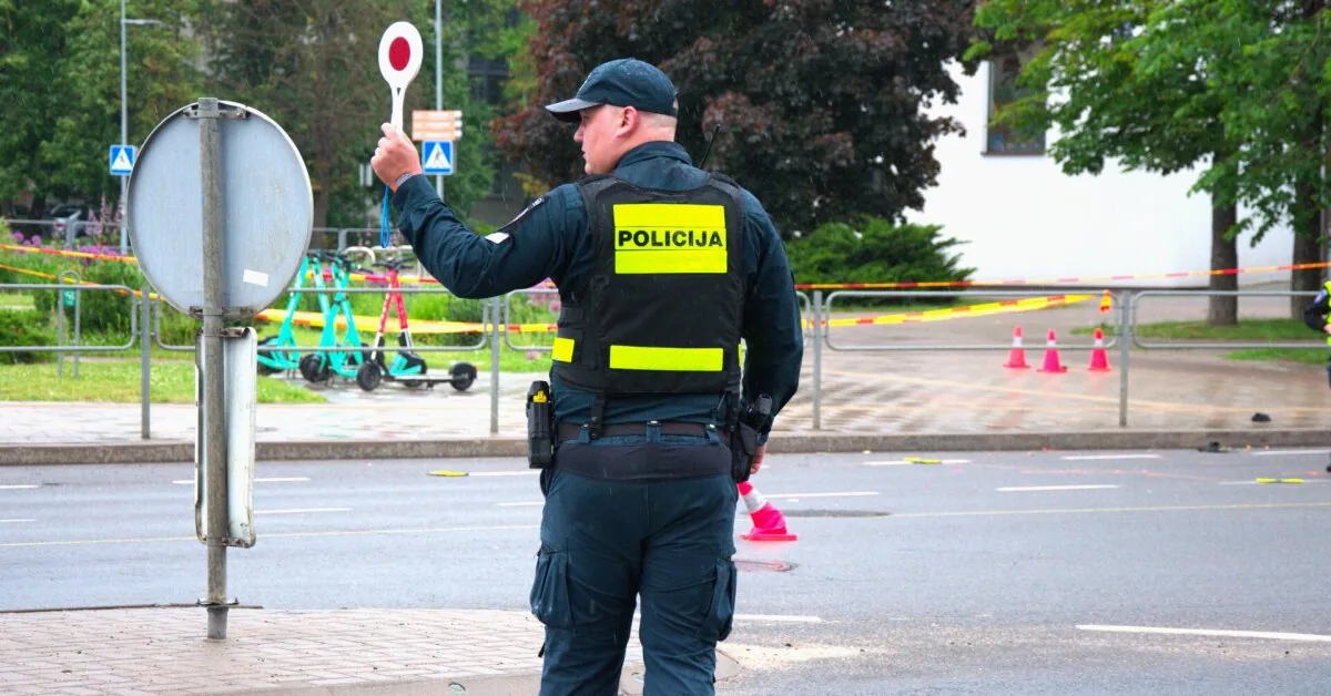 5 cars collided in Vilnius, a woman was injured
