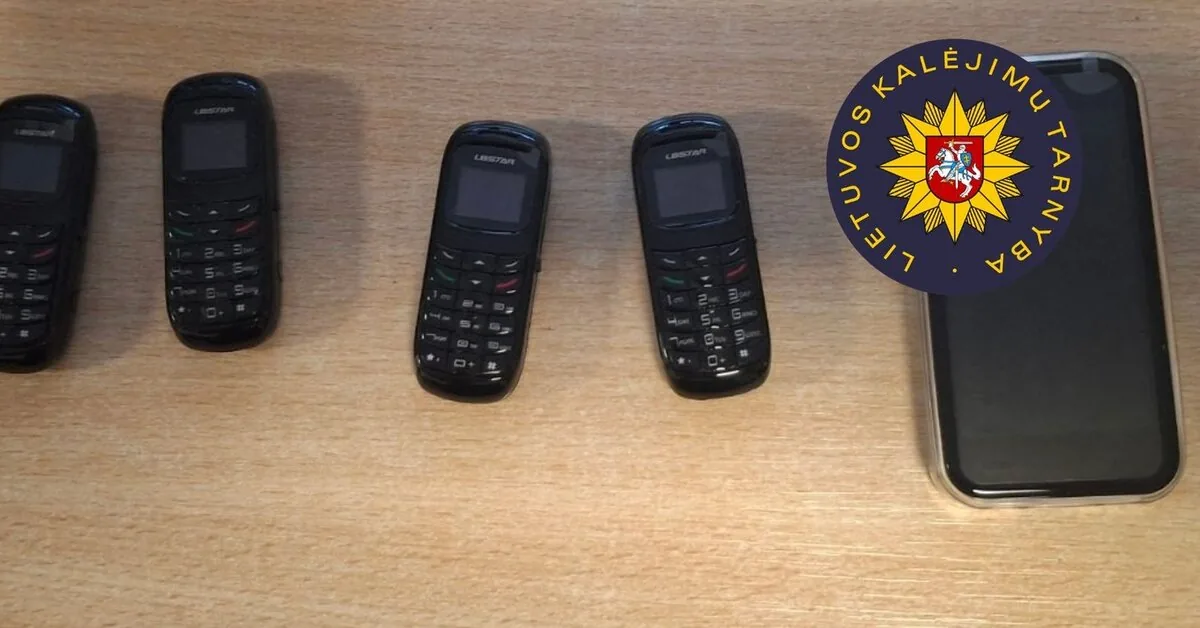 The smaller the phones – the greater the chances of committing a crime: only the vigilance of officers saves