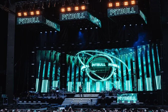 Photo by Linas Žemgulis / Moment from the Pitbull concert at Darius and Girėnas stadium in Kaunas