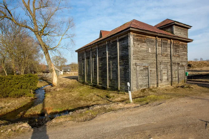Photo by Vidmantas Balkūnas / fotozeme.lt/Kurkliai Synagogue before restoration (2018), Anykščiai district