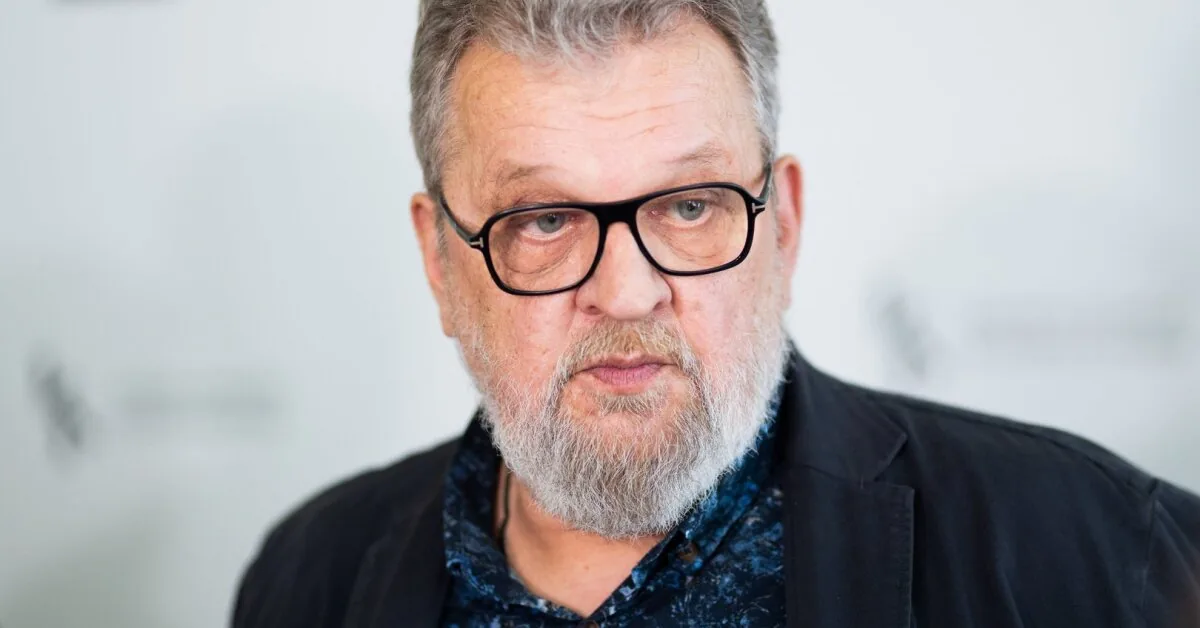The director of the Miltinis Theatre says he is negotiating with the actor and revealed the future of "Macbeth"