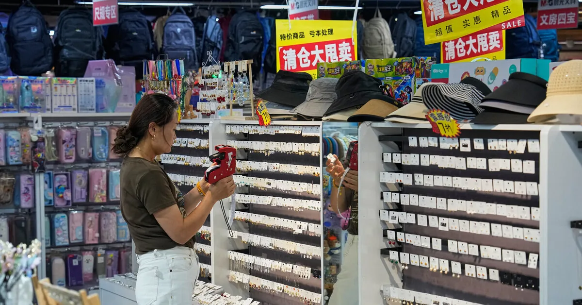 China's retail sales volume and industrial sector activity in July did not meet expectations