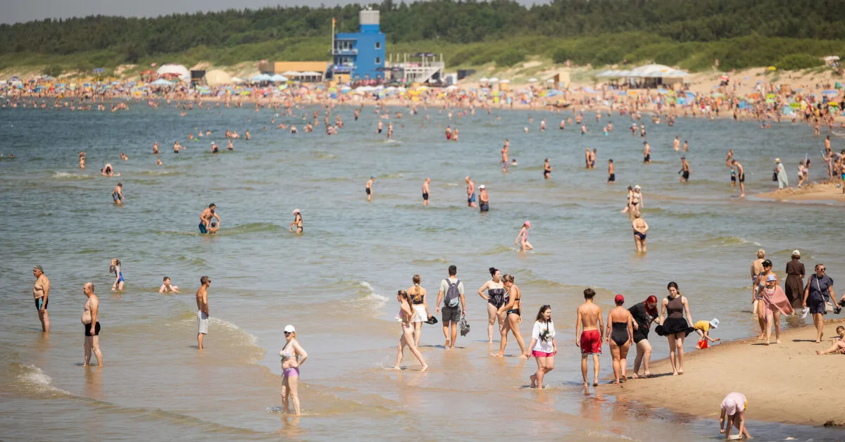 Warnings covered almost all of Lithuania: the heat can be dangerous