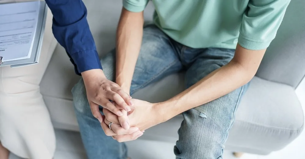 Shocking duplicity: In California, a therapist did not treat a teenager but seduced him – accused of rape