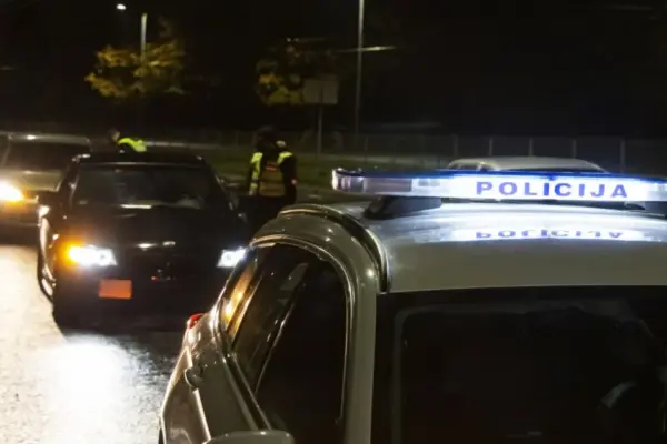 Šilutės rajone pagrobtas automobilis surastas per pusvalandį