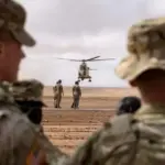 NBC: Trumpas considers withdrawing 25,000 US troops from Europe