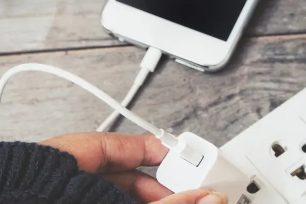From overnight charging to foldable screens: myths about smartphone batteries