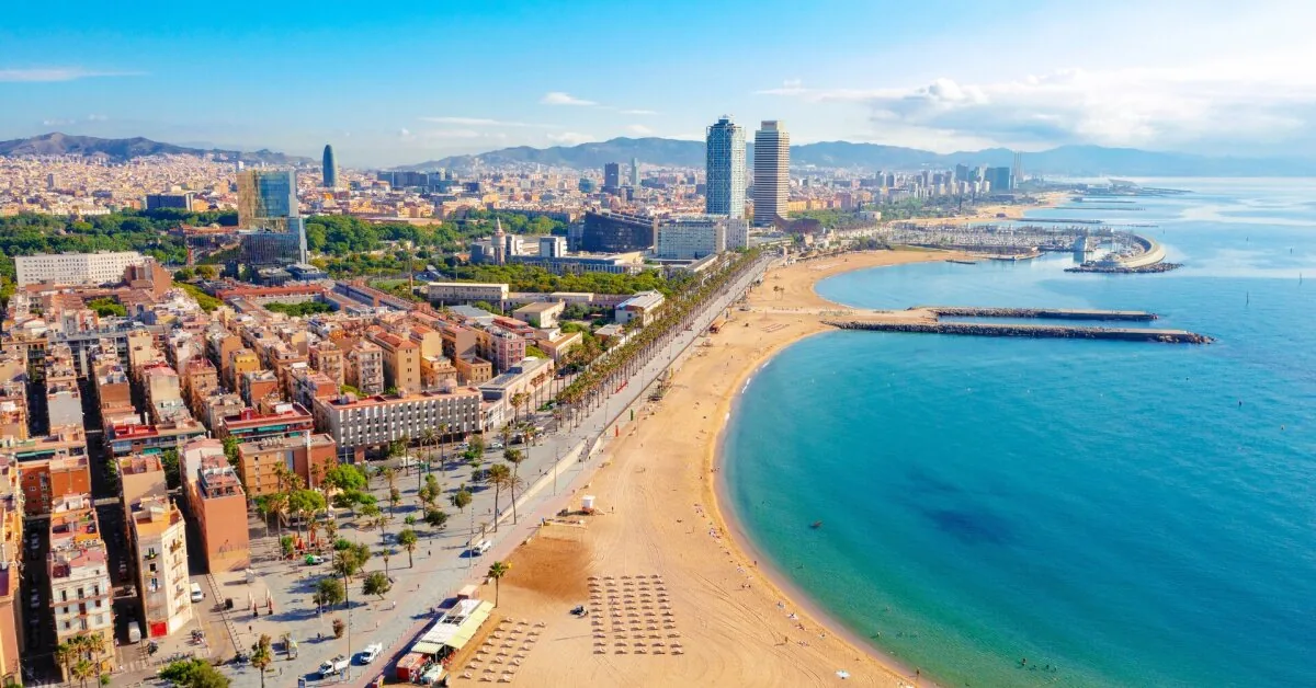 Visiting for the second time? Ideas to fall in love again with London, Barcelona, Berlin, and Milan