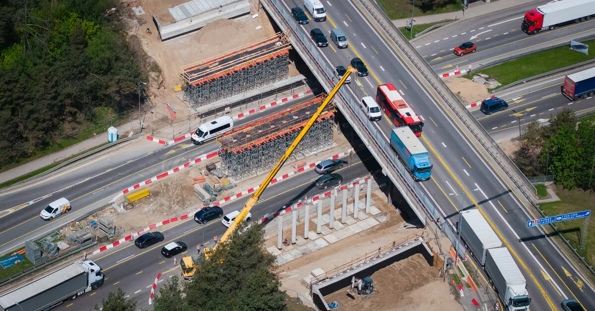 Pradedamas antrasis Gariūnų viaduko rekonstrukcijos etapas: kas keisis vairuotojams?