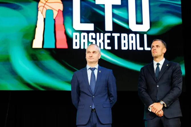 Eriko Ovčarenko / BNS nuotr./Mindaugas Balčiūnas ir Dominykas Domarkas