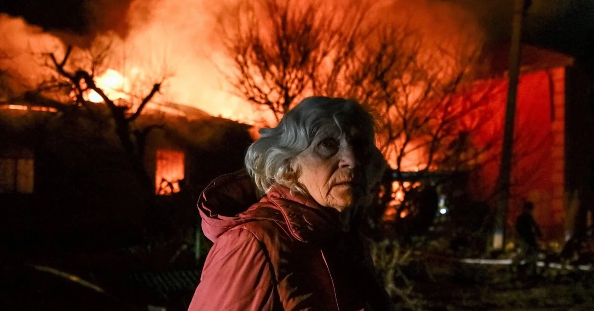 Russia struck a warehouse in Ukraine: killed 3 people