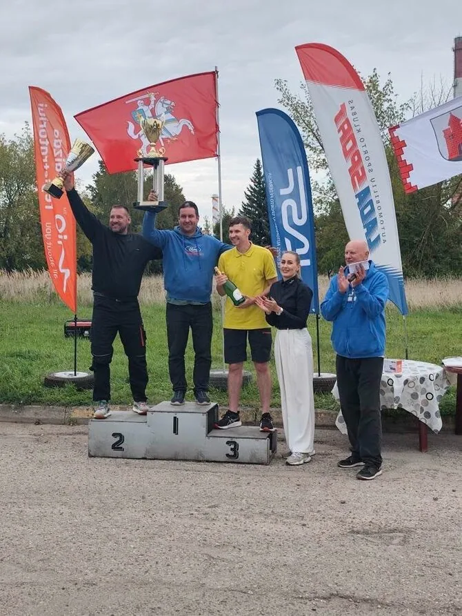 ASK Ladasport photo/Superfinal winners