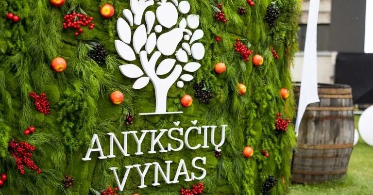 Don't miss the opportunity: during the "Apple Festival" – free tours of the "Anykščiai Wine" factory celebrating its 100th anniversary