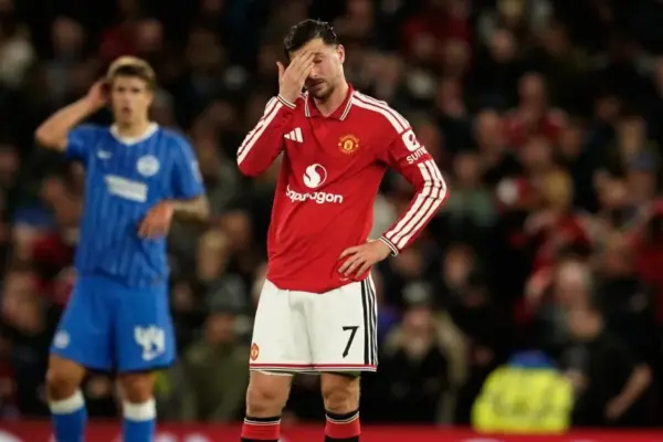 From 2:0 to knockout: "Manchester United" kicked out of the English League Cup