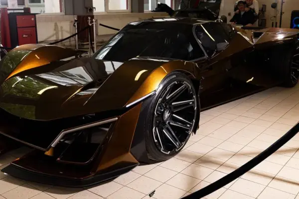Weekend at the "Auto Expo Vilnius" exhibition – breathtaking "Cybertruck", "Mercedes" and "Dūsia 2"