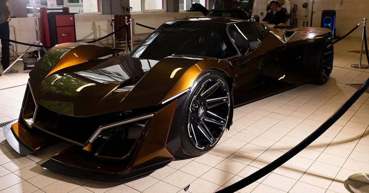 Weekend at the "Auto Expo Vilnius" exhibition – breathtaking "Cybertruck", "Mercedes" and "Dūsia 2"