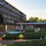 The "Marriott" hotel in Palanga is rapidly rising: the wreath is already being raised