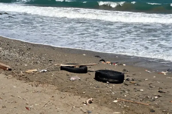 The dirtiest beaches in Europe: you will be surprised which country topped this shameful list