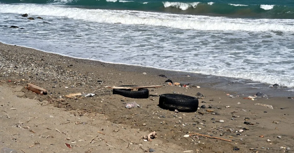 The dirtiest beaches in Europe: you will be surprised which country topped this shameful list
