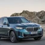 Which manufacturers' cars ruled the Lithuanian market in August?