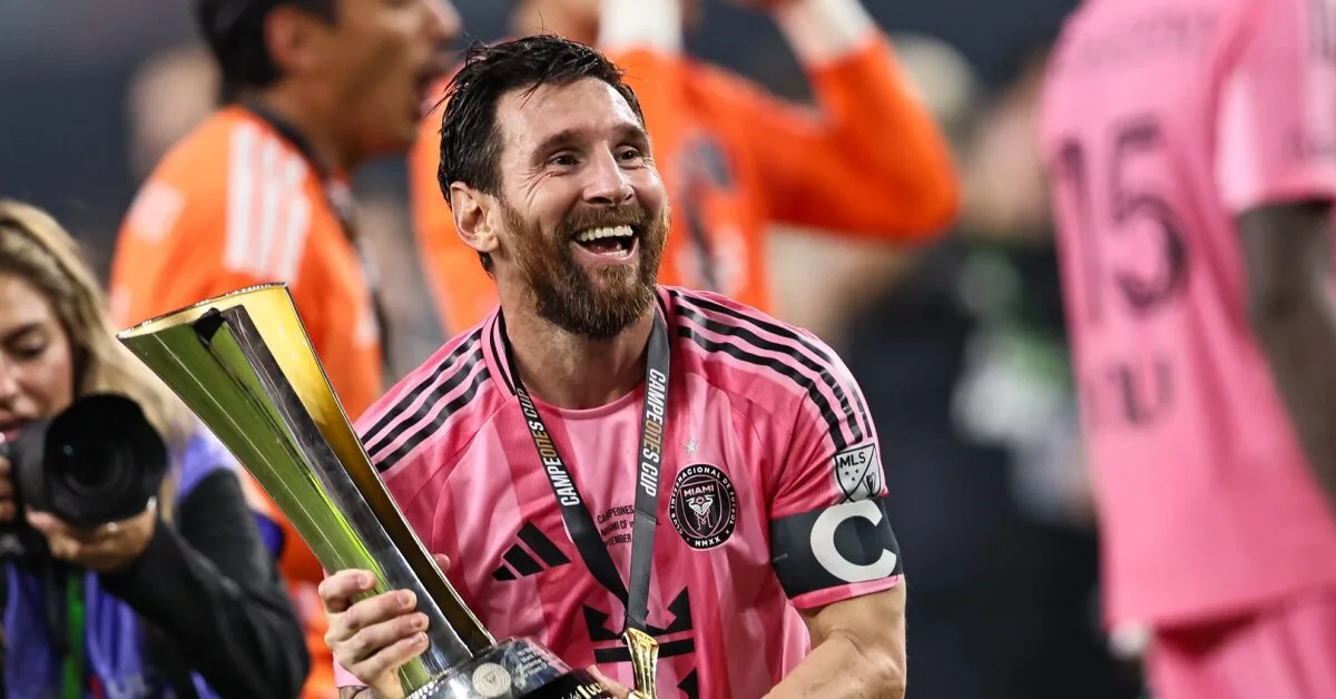 Messi, who scored the jubilee goal, won another trophy