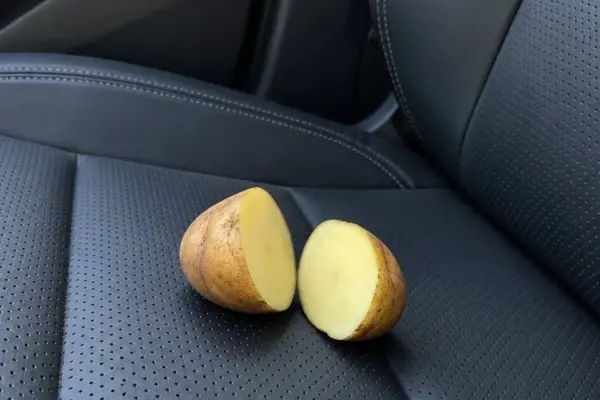 Driver's trick with a potato: what happens when you clean the glass with it?