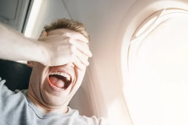 What to do when panic strikes on a plane? The pilot advised trying one simple method