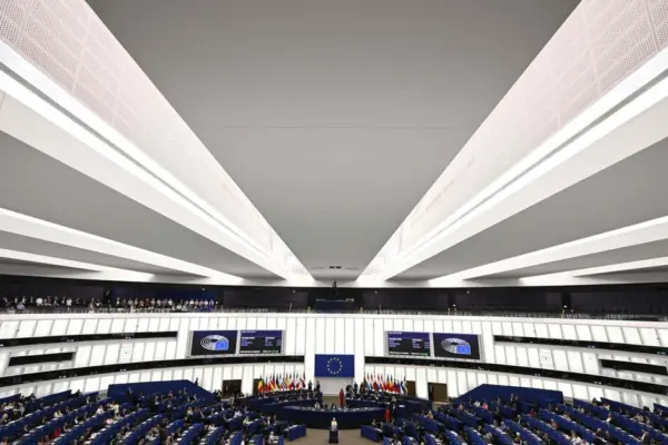 The European Parliament has adopted new e-commerce and customs rules