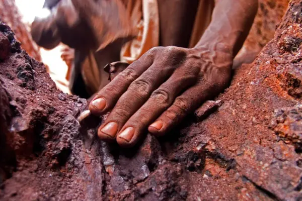 Survivors: At least 60 people died in a gold mine collapse in Sudan