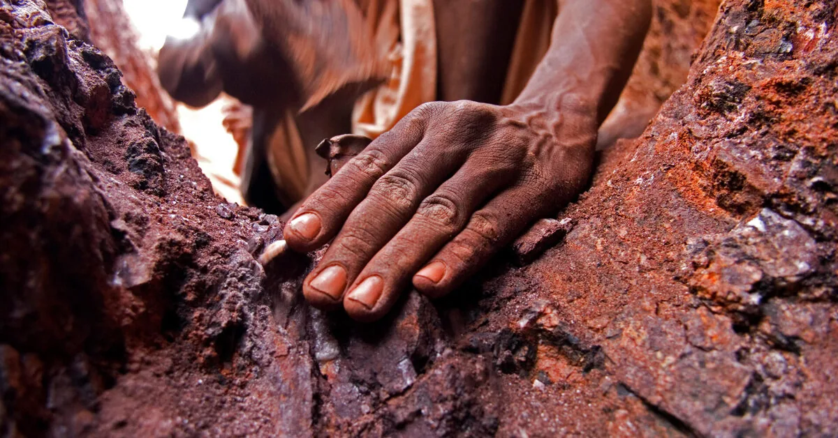 Survivors: At least 60 people died in a gold mine collapse in Sudan