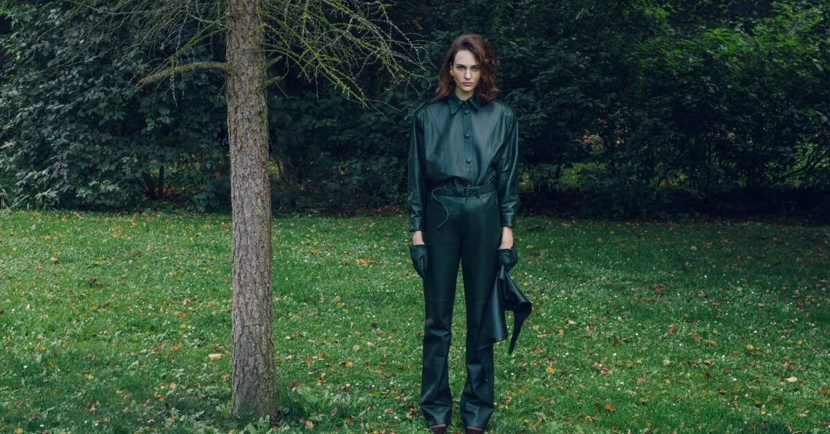 Transforming silhouettes and inverted proportions: the new AIRIDA SKRICK collection breaks the standards