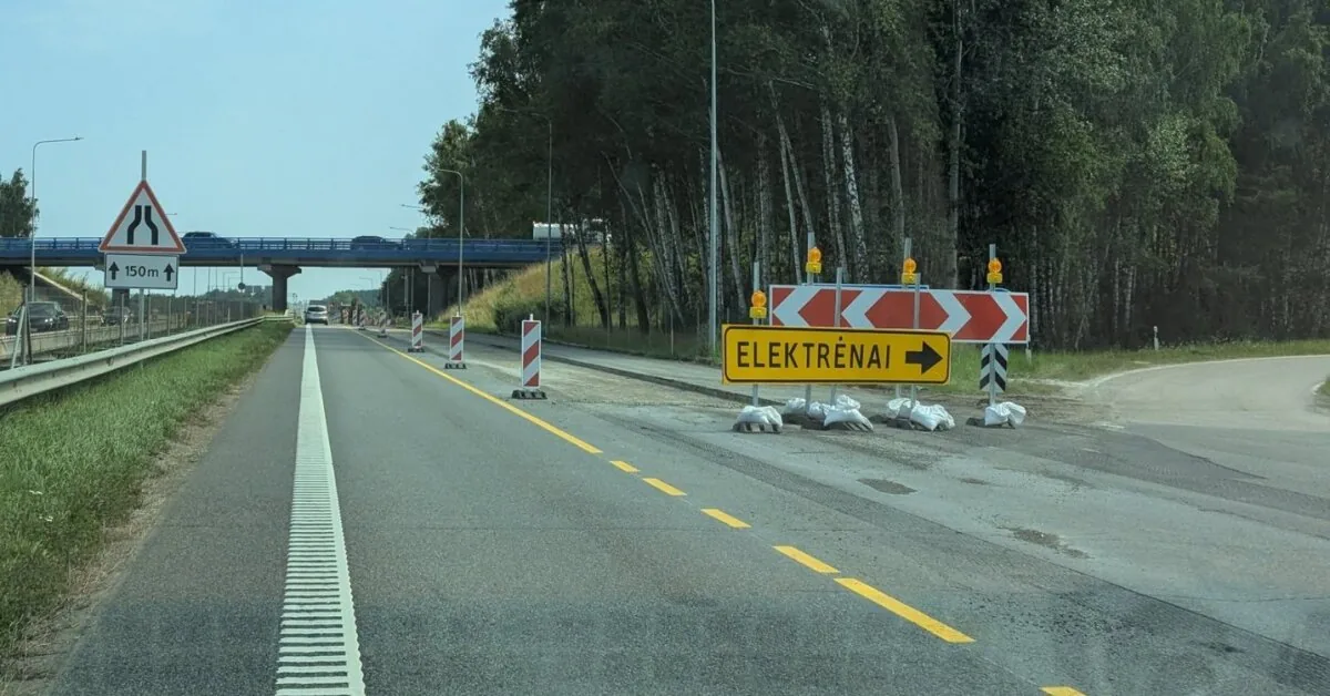Spąstai vairuotojams: vėl užkliuvo remontas automagistralėje A1