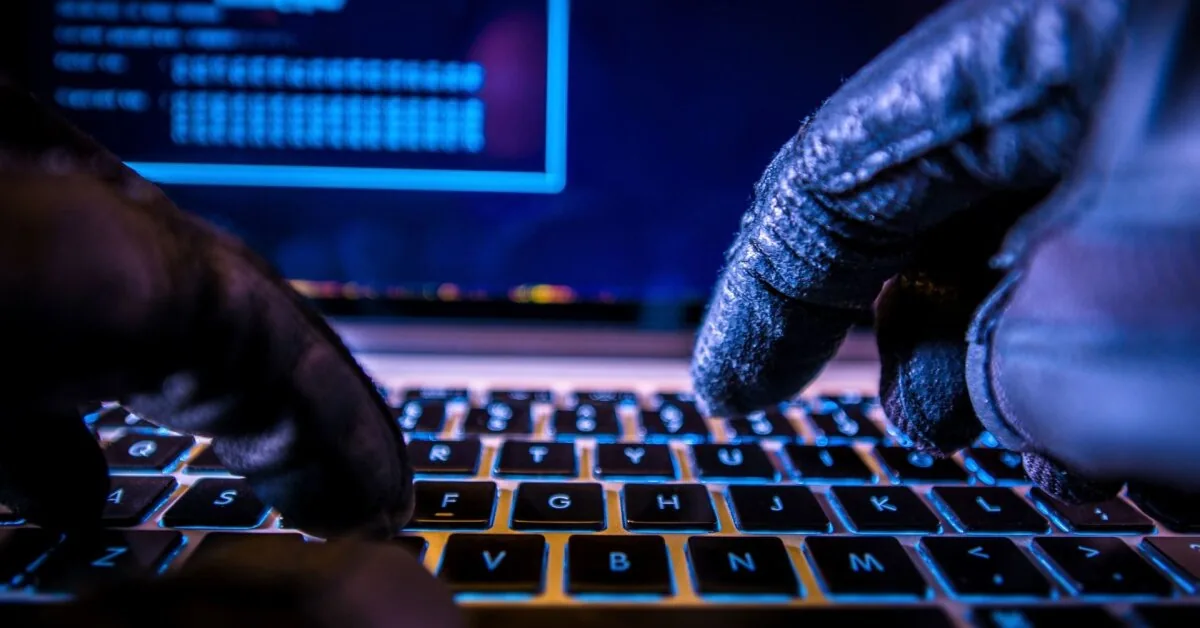 Warns customers: data of a well-known store's buyers may have been leaked