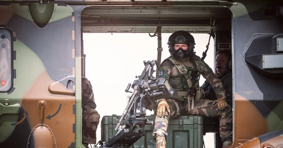 Spanish soldier's "Tinder" romance ended in scandal at NATO military base