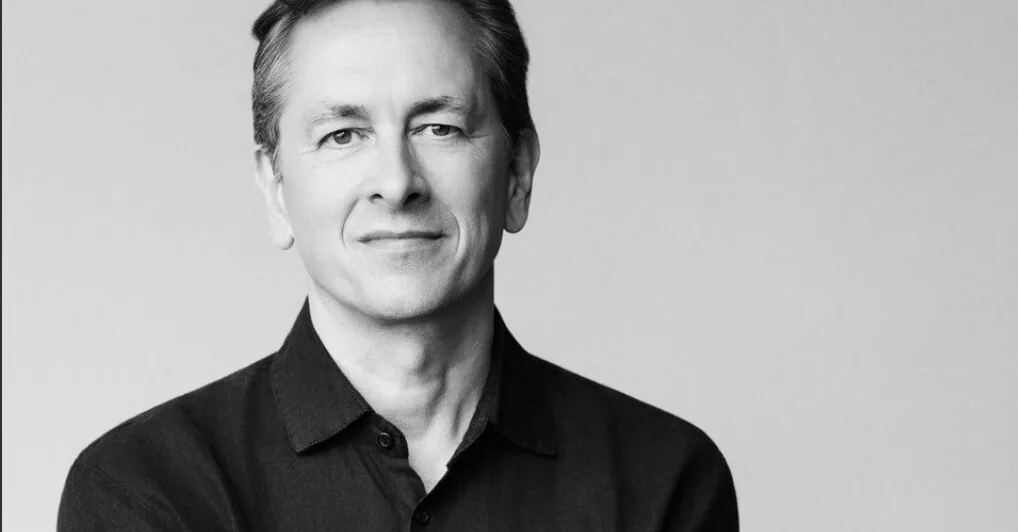 Designer Jonas Morrellas on working with "bohemians": "Dalia awakens the teenager in me"