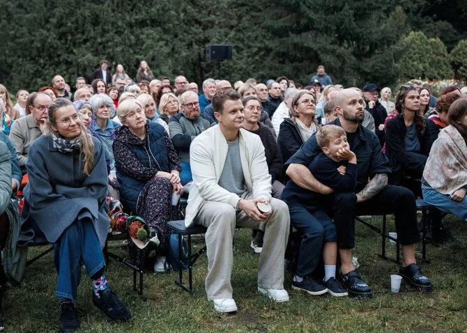 Photo by Eimantas Paulauskas / Moment from 'The Granny Called a Bandit'