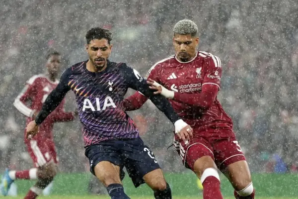„Liverpool“ knocked out „Tottenham“ from the English League Cup, „Arsenal“ also advanced further